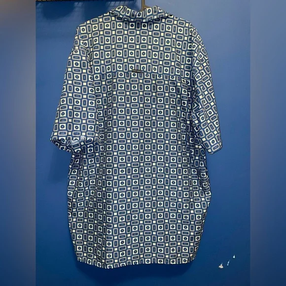 Shirt - Picture 2 of 2